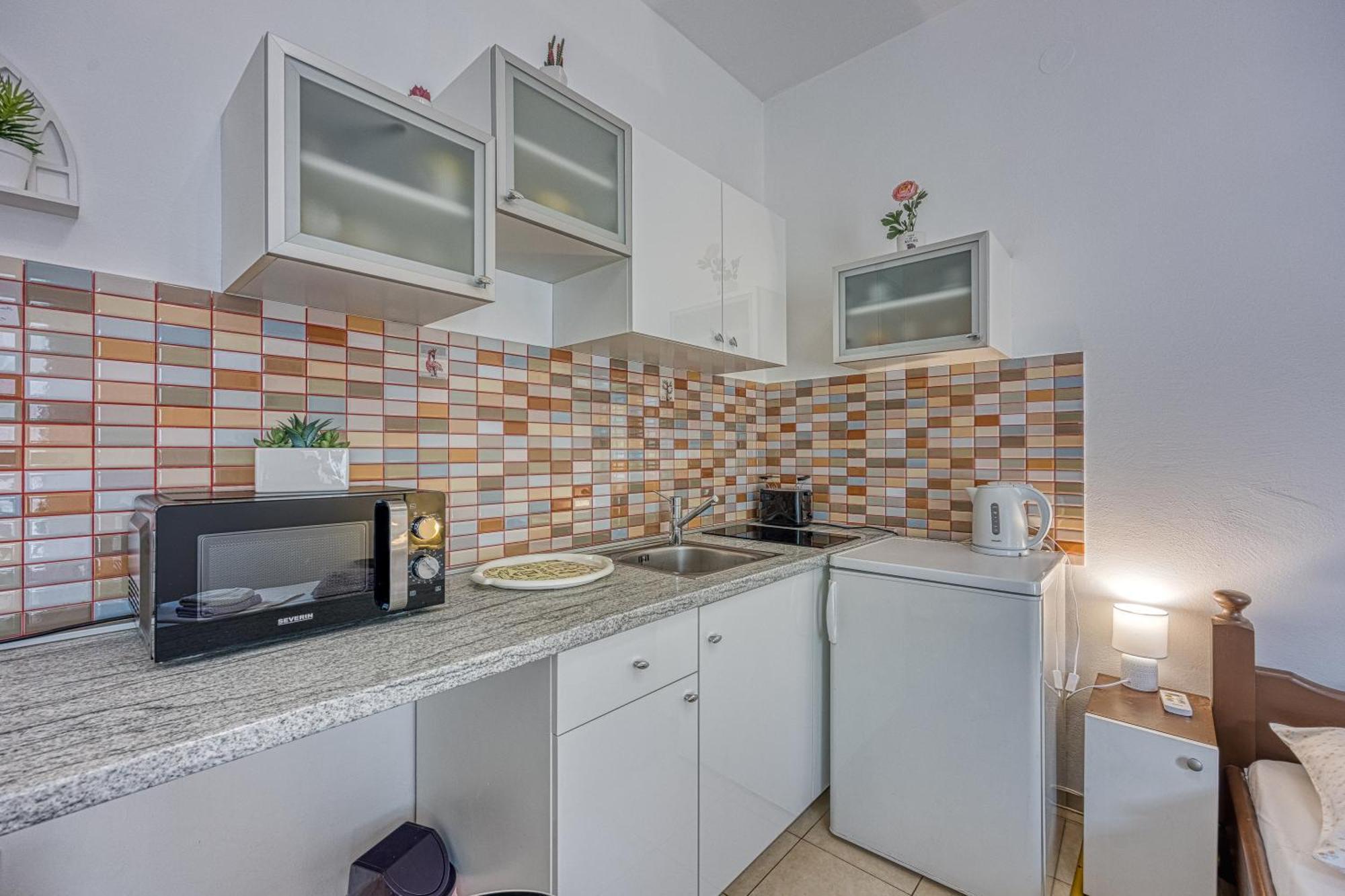 Studio Apartmani Ivanda Makarska Bagian luar foto