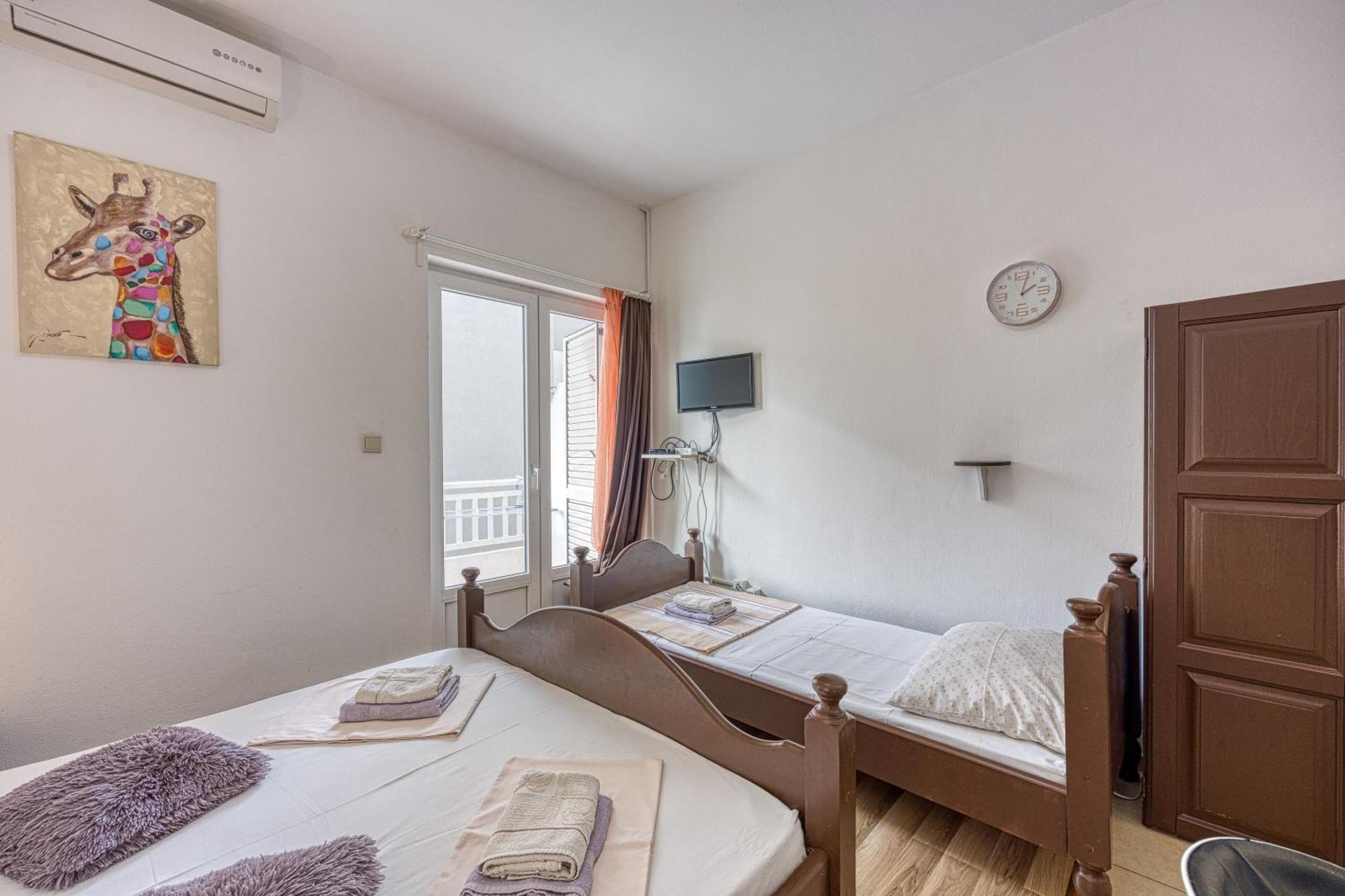 Studio Apartmani Ivanda Makarska Bagian luar foto
